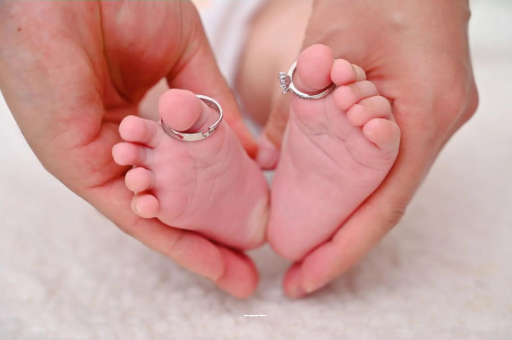 十堰宝宝睡觉频繁惊吓举手